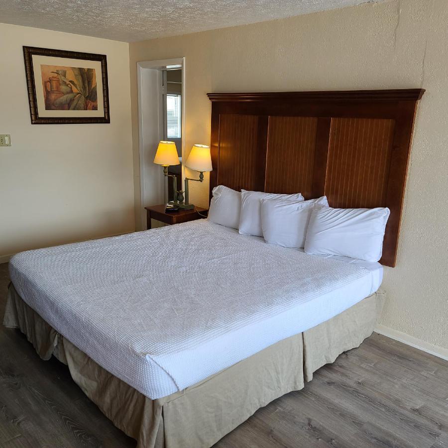 Oceanfront Twilight Surf Hotel Myrtle Beach Bagian luar foto